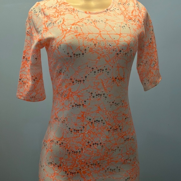 This is a mini pink party dress - Picture 7 of 7